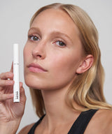 mascara; Black: Johanna trägt die Lengthening Day Mascara in Black