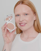365-bronzer; fair: Anna-Lena trägt den 365 Bronzer in Fair
